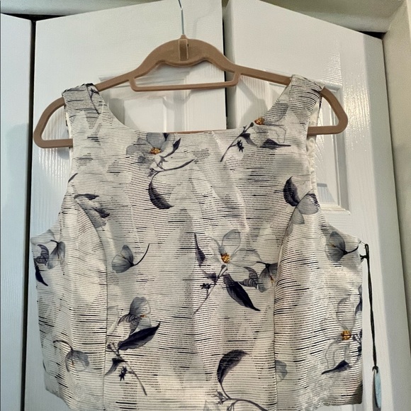 From Anthropologie - Eva Franco - Picture 4 of 10